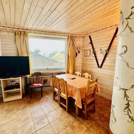 شقة New Ski-in Ski-out 1 Bedroom In *